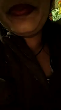 Snapshot of Simaran_bhabhi chatting on February 15, 2025, 2:22 pm Simaran bhabhi online show from February 15, 2025, 2:22 pm