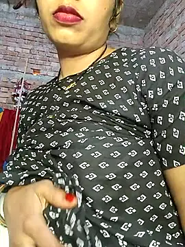 Snapshot of Simaran_bhabhi chatting on February 16, 2025, 9:59 am Simaran bhabhi online show from February 16, 2025, 9:59 am