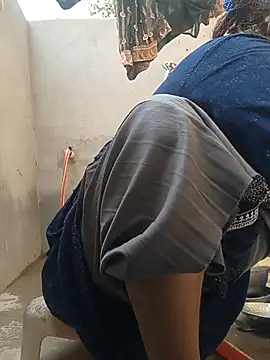 Snapshot of Simaran_bhabhi chatting on March 11, 2025, 7:26 am Simaran bhabhi online show from March 11, 2025, 7:26 am