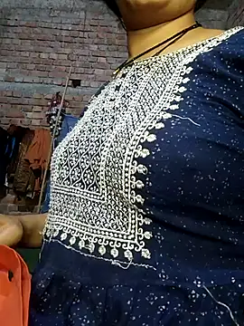 Snapshot of Simaran_bhabhi chatting on March 13, 2025, 4:34 pm Simaran bhabhi online show from March 13, 2025, 4:34 pm