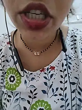 Simaran bhabhi online show from June 4, 2026, 1:11 am