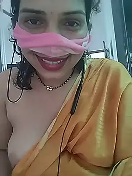 Snapshot of Simaran_bhabhi chatting on July 7, 2026, 6:47 am Simaran bhabhi online show from July 7, 2026, 6:47 am