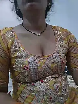 Snapshot of Simaran_bhabhi chatting on July 17, 2026, 12:17 am Simaran bhabhi online show from July 17, 2026, 12:17 am
