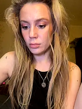 meanexx online show from September 28, 2025, 4:23 pm