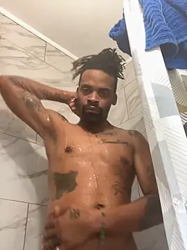 1BeautyN1Beast online show from December 4, 2024, 6:06 pm