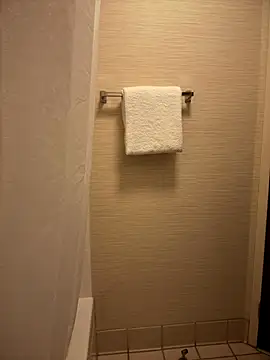 1BeautyN1Beast online show from October 18, 2025, 10:27 am