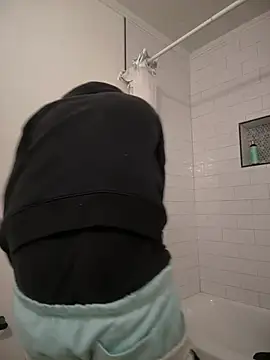 1BeautyN1Beast online show from January 15, 2026, 1:59 pm