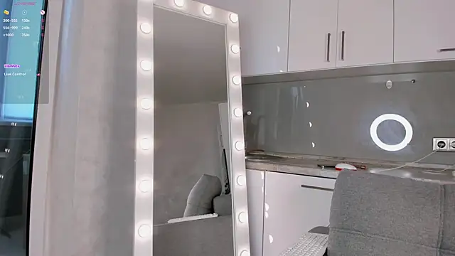 Snapshot of cindycumalot chatting on October 26, 2025, 7:36 am cindycumalot online show from October 26, 2025, 7:36 am