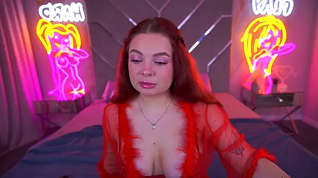 Snapshot of CarolinaDia chatting on November 22, 2025, 8:41 pm CarolinaDia online show from November 22, 2025, 8:41 pm