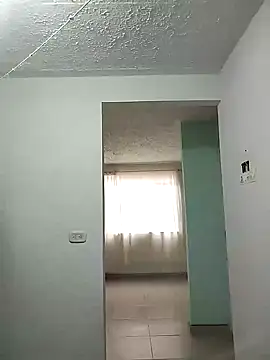 Yaumiko online show from April 9, 2026, 11:37 am