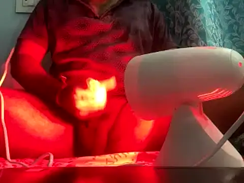 Snapshot of bebrainsmart1 chatting on September 24, 2025, 6:11 pm bebrainsmart1 online show from September 24, 2025, 6:11 pm