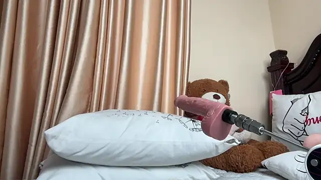 Snapshot of SexyAudreyFuck chatting on September 27, 2025, 12:04 am SexyAudreyFuck online show from September 27, 2025, 12:04 am