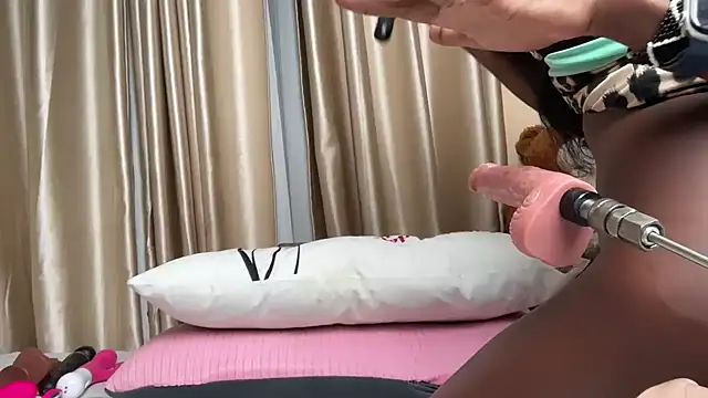 SexyAudreyFuck online show from November 27, 2025, 1:40 am