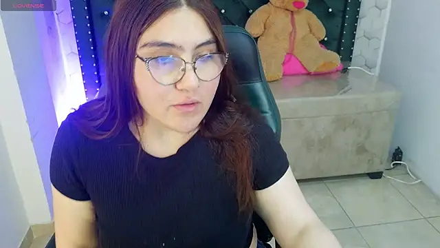 Snapshot of conniejames_m chatting on May 12, 2026, 10:56 am conniejames m online show from May 12, 2026, 10:56 am