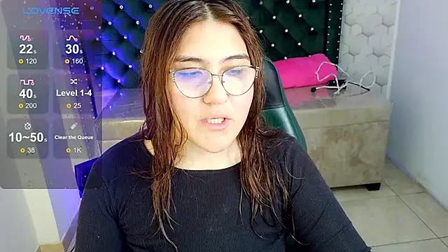 Snapshot of conniejames_m chatting on June 3, 2026, 10:51 am conniejames m online show from June 3, 2026, 10:51 am