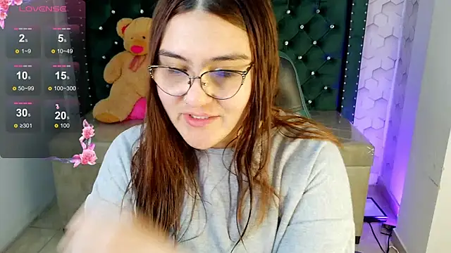 Snapshot of conniejames_m chatting on June 15, 2026, 12:29 pm conniejames m online show from June 15, 2026, 12:29 pm