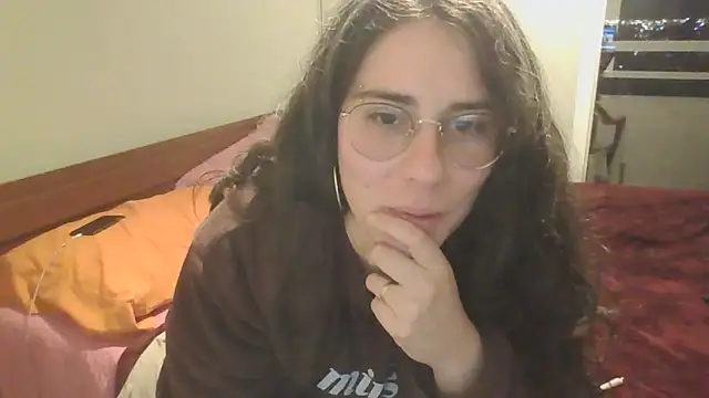 Snapshot of atenealovve_77 chatting on October 24, 2025, 2:30 am atenealovve 77 online show from October 24, 2025, 2:30 am