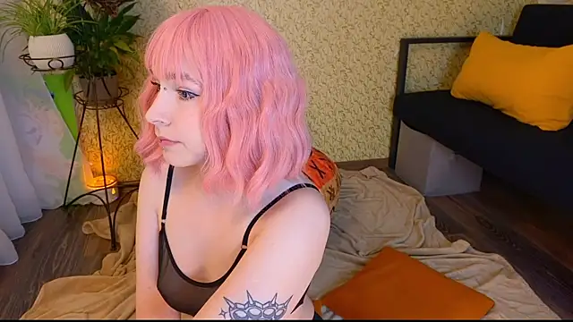 EmmyAmbros online show from November 2, 2025, 12:02 am