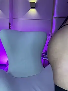 SaharaRush  online show from February 28, 2025, 7:35 pm