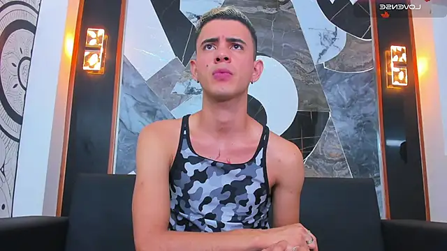 Snapshot of kai_borman chatting on January 12, 2025, 12:23 pm kai borman online show from January 12, 2025, 12:23 pm