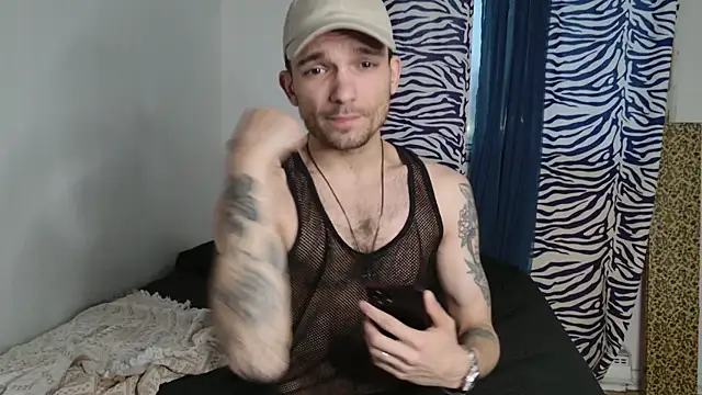 Snapshot of JackDesFeux chatting on May 19, 2026, 12:38 am JackDesFeux online show from May 19, 2026, 12:38 am