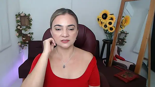Snapshot of ana_milf chatting on June 3, 2026, 2:33 pm ana milf online show from June 3, 2026, 2:33 pm