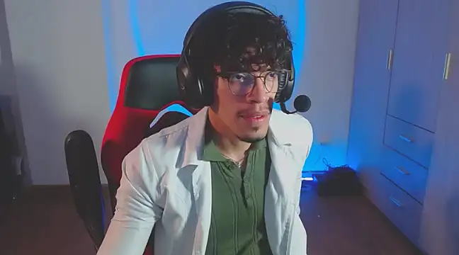 BigDragonBoy online show from March 19, 2025, 7:27 pm