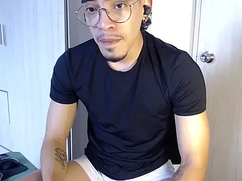 BigDragonBoy online show from February 1, 2026, 9:02 pm