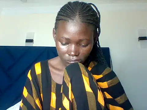 Snapshot of Hope_beib chatting on February 21, 2026, 4:35 am Hope beib online show from February 21, 2026, 4:35 am