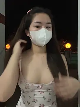 BabyThree  online show from February 8, 2025, 2:16 pm