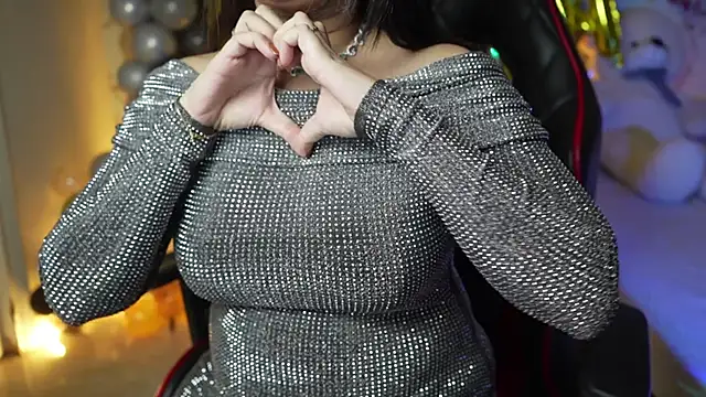 Snapshot of only_aleesha chatting on December 4, 2024, 7:12 pm only aleesha online show from December 4, 2024, 7:12 pm