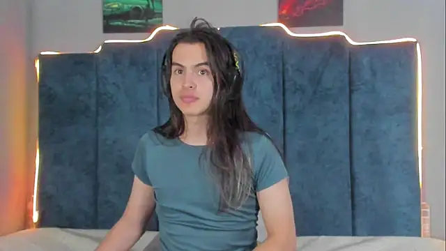 Snapshot of sky_link_ chatting on October 24, 2025, 8:38 pm sky link online show from October 24, 2025, 8:38 pm