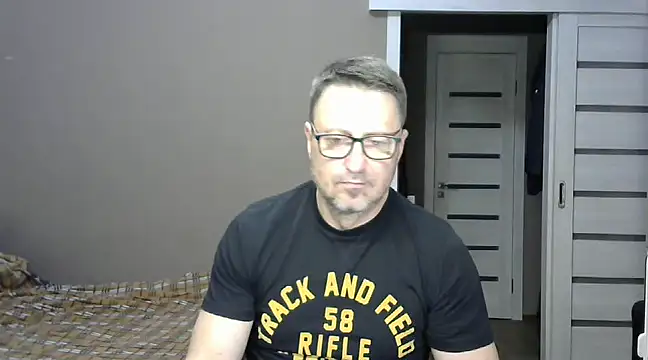 Snapshot of HarrySnake chatting on January 11, 2025, 4:03 pm HarrySnake online show from January 11, 2025, 4:03 pm