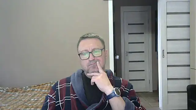 Snapshot of HarrySnake chatting on March 21, 2025, 7:11 am HarrySnake online show from March 21, 2025, 7:11 am