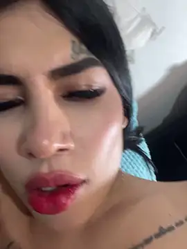 saragill323 online show from December 19, 2024, 12:56 am