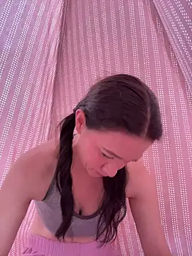 Snapshot of Yulia_sx chatting on February 8, 2026, 10:46 pm Yulia sx online show from February 8, 2026, 10:46 pm