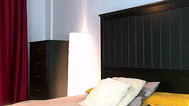 Yanira Muslim online show from October 24, 2025, 4:20 am