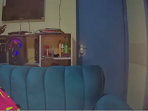 Chavvy 10 online show from December 17, 2025, 6:14 pm