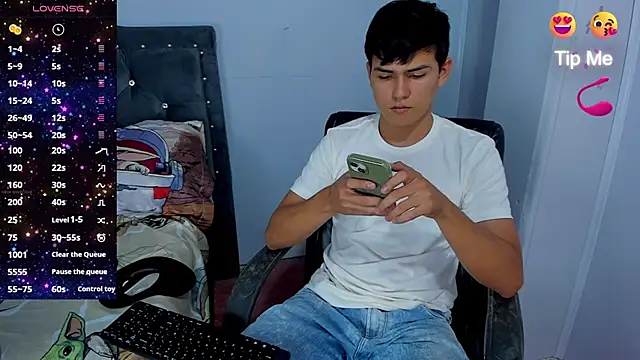 Jacobb Lee online show from October 17, 2025, 8:44 pm