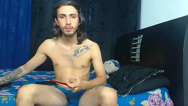 Snapshot of Hot_Sharks_ chatting on October 31, 2025, 10:49 am Hot Sharks online show from October 31, 2025, 10:49 am