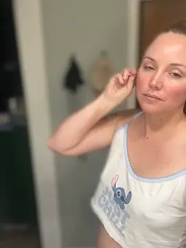 Snapshot of Blaze_Baby chatting on May 1, 2026, 2:10 pm Blaze Baby online show from May 1, 2026, 2:10 pm