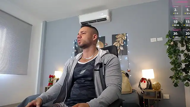 Snapshot of JeremyLowe chatting on December 18, 2024, 1:12 pm JeremyLowe online show from December 18, 2024, 1:12 pm