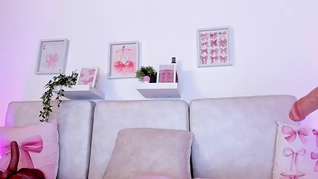 Malka Burning online show from October 18, 2025, 8:09 pm