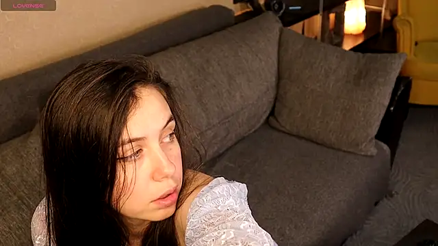 Kete Moon online show from October 13, 2025, 12:21 am