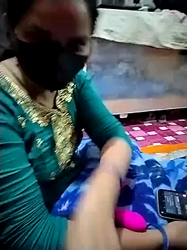 Snapshot of Hot-rubina chatting on January 13, 2025, 3:58 pm Hot-rubina online show from January 13, 2025, 3:58 pm