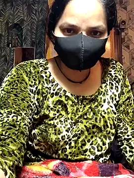 Snapshot of Hot-rubina chatting on February 7, 2025, 10:30 pm Hot-rubina online show from February 7, 2025, 10:30 pm