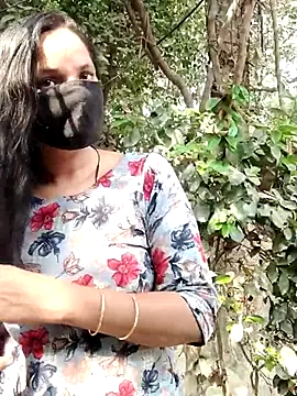Snapshot of Hot-rubina chatting on March 1, 2025, 4:37 am Hot-rubina online show from March 1, 2025, 4:37 am