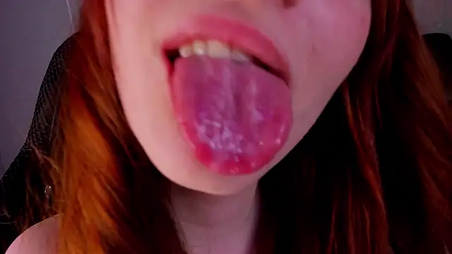 Snapshot of BridgetDay chatting on January 18, 2025, 5:04 pm BridgetDay online show from January 18, 2025, 5:04 pm