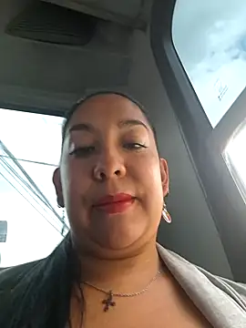 Snapshot of Bella_keny chatting on December 10, 2024, 7:32 pm Bella keny online show from December 10, 2024, 7:32 pm