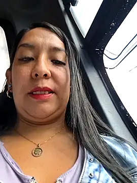 Snapshot of Bella_keny chatting on January 30, 2025, 2:36 pm Bella keny online show from January 30, 2025, 2:36 pm